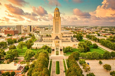 best places to live in the midwest|10 Great Places To Live In The Midwest.